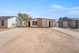 918 E 14th St, Odessa, TX 79761