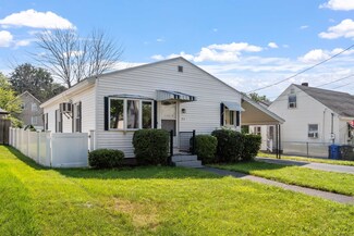 24 Burnett Ave, Manchester, NH 03103