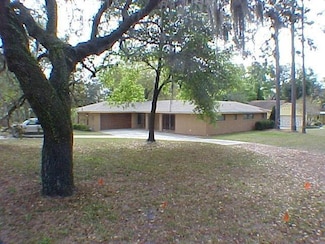 805 Oakdale St, Windermere, FL 34786