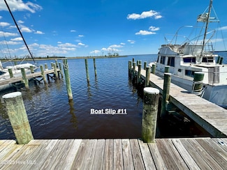 110 Spinnaker Rd, Belhaven, NC 27810