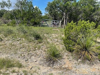 280 Geronimo Creek Rd, Helotes, TX 78023