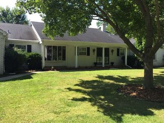 1003 Lincoln Ave, Fox River Grove, IL 60021