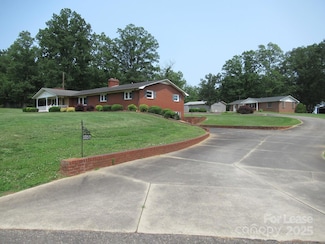 1357 Beal Rd, Lincolnton, NC 28092