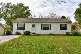 7428 Aumack Dr, Eau Claire, MI 49111