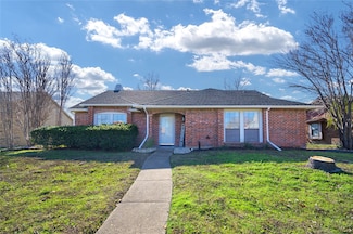 4734 Bayport Dr, Garland, TX 75043