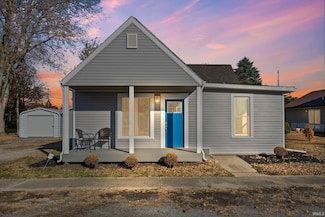 206 W Main St, Chalmers, IN 47929