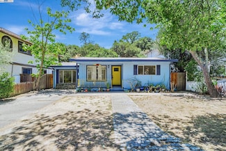 126 Kilkare Rd, Sunol, CA 94586
