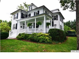 2428 Jefferson Park Ave, Charlottesville, VA 22903