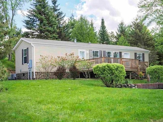 2018 S Advance Rd, East Jordan, MI 49727