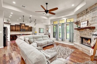 133 Sendera Crossing, La Vernia, TX 78121