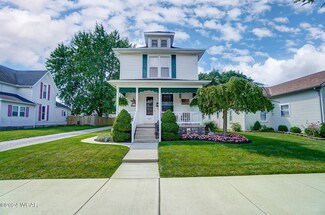 605 Perry St, Wapakoneta, OH 45895