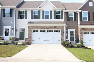 1627 Cypress Ct, Stow, OH 44224