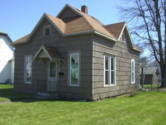 2623 S Nebraska St, Marion, IN 46953