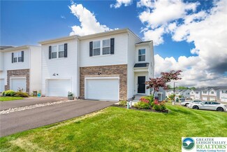 4901 Brookside Ct, Coopersburg, PA 18036