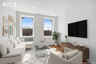 11 Carmine St Unit 5B, New York, NY 10014