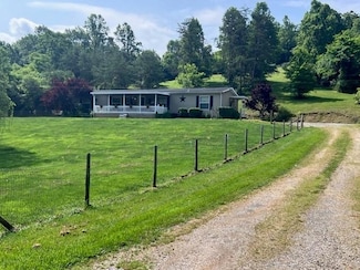 6153 Wood School Rd, Gallipolis Ferry, WV 25515