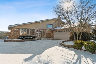 14023 Sea Biscuit Ct, Orland Park, IL 60467