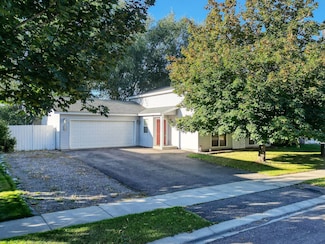 10 Rockefeller Dr, Kalispell, MT 59901