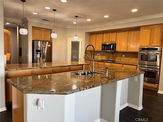 3715 Club Rancho Dr, Palmdale, CA 93551