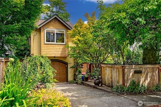 444 26th Ave E, Seattle, WA 98112