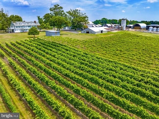 27058 Mount Pleasant Rd, Columbus, NJ 08022