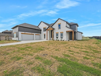 308 Ryker Ln, Gunter, TX 75058