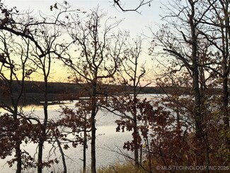 20 Lakeside Dr, Texanna, OK 74432