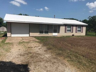 114 Maple St, Atlanta, KS 67008