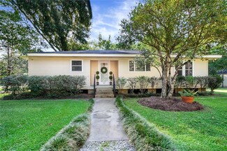 227 W 16th Ave, Covington, LA 70433
