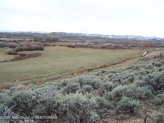 139 N Piney Lake Rd, Big Piney, WY 83113