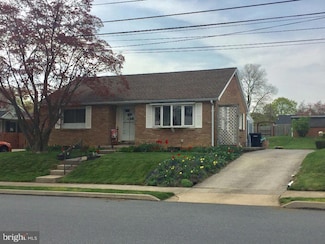 803 W Oak St, Palmyra, PA 17078