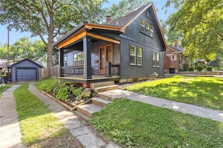 17 E 65th Terrace, Kansas City, MO 64113