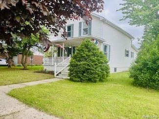 203 S Main St, Capac, MI 48014