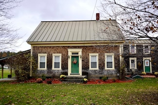 448 Elm St, Newport, ME 04953