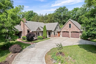 7114 W River Oaks Rd, Columbia, MO 65203