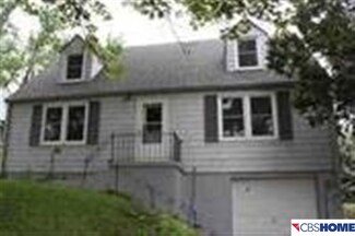 8000 Park Dr, Omaha, NE 68127