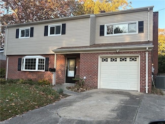 521 Lynn Shores Dr, Virginia Beach, VA 23452