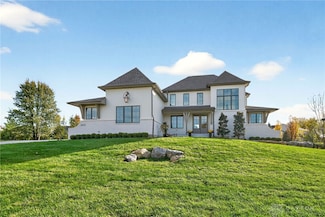 1557 Ashbury Woods Dr, Dayton, OH 45458