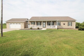 208 Chickasaw Rd, Clarinda, IA 51632