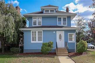 115 N Corona Ave, Valley Stream, NY 11580