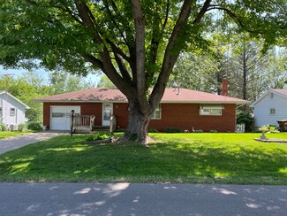1513 S Float Ave, Freeport, IL 61032