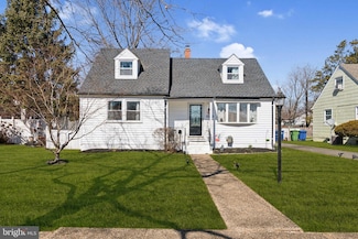 217 W Front St, Maple Shade, NJ 08052