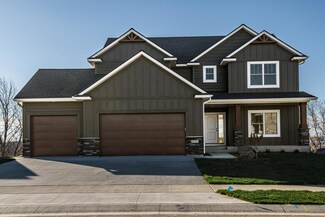 6248 Summit Pine Rd NW, Rochester, MN 55901