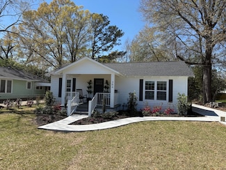 304 S George St, Petal, MS 39465