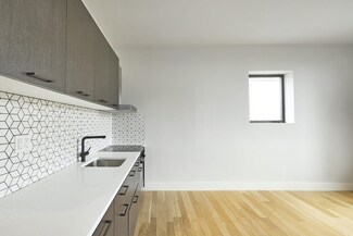 101 E 10th St Unit 8 a, New York, NY 10003