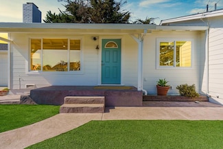 2 Monument Ave, Freedom, CA 95019