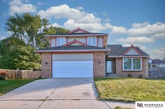 14051 Gertrude Cir, Omaha, NE 68138