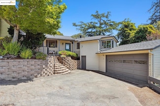 10 Wilding Ln, Oakland, CA 94618