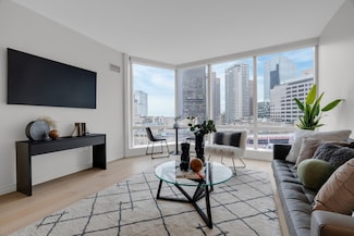 1 Franklin St Unit 1605, Boston, MA 02110