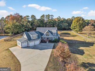 1040 Peacock Dr, Bishop, GA 30621